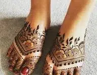 leg mehndi design simple